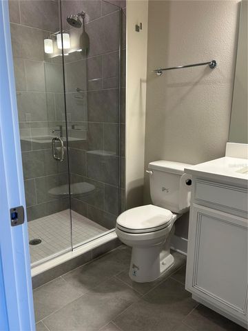 2556 13TH AVENUE N, St Petersburg, FL 33713
