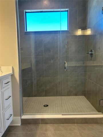 2556 13TH AVENUE N, St Petersburg, FL 33713