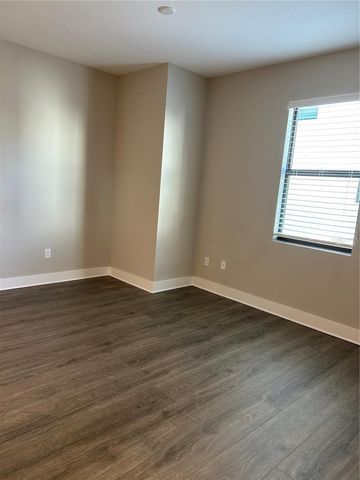 2556 13TH AVENUE N, St Petersburg, FL 33713