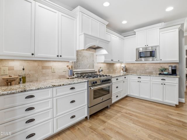 205 Glade Street, Chapel Hill, NC 27516