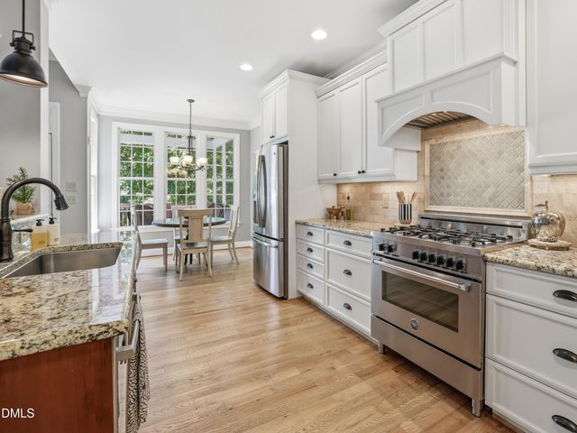 205 Glade Street, Chapel Hill, NC 27516