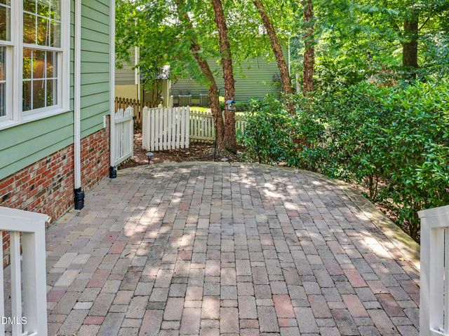 205 Glade Street, Chapel Hill, NC 27516