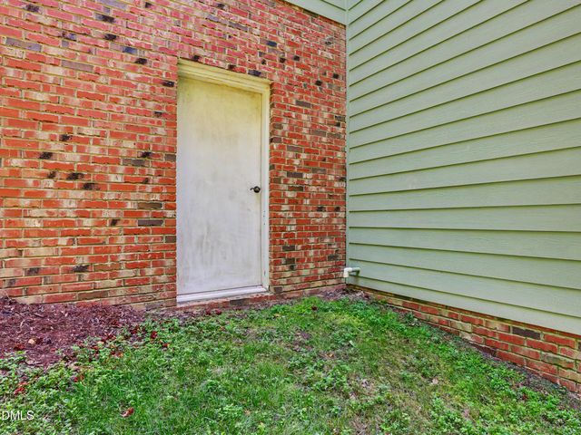 205 Glade Street, Chapel Hill, NC 27516