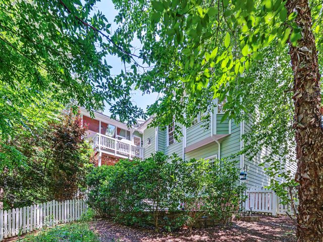 205 Glade Street, Chapel Hill, NC 27516
