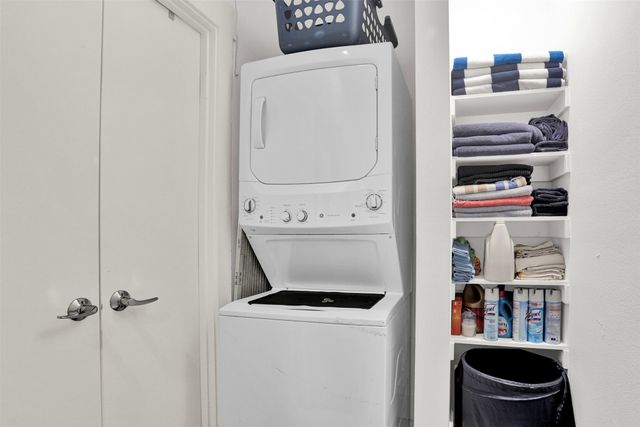 107 N Merrill Avenue, Duncanville, TX 75116