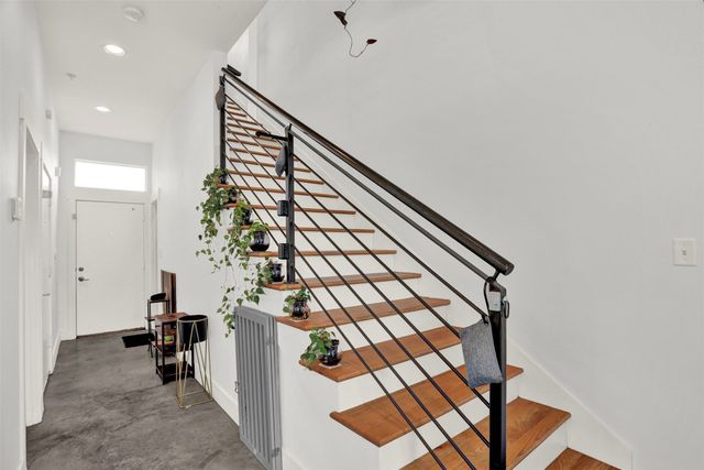 107 N Merrill Avenue, Duncanville, TX 75116