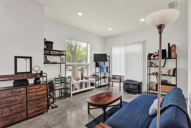 107 N Merrill Avenue, Duncanville, TX 75116