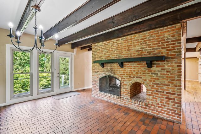 933 Creek Run Court, Westerville, OH 43081