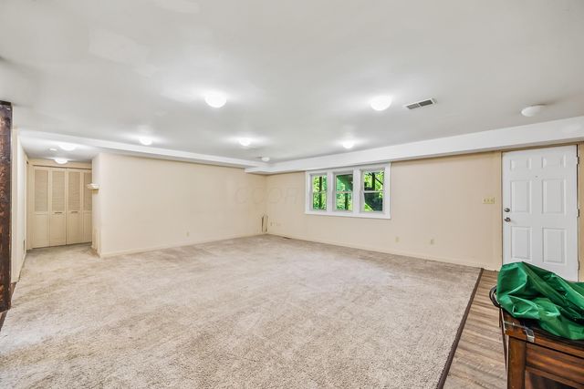 933 Creek Run Court, Westerville, OH 43081