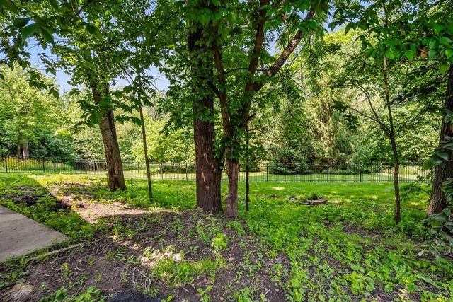 933 Creek Run Court, Westerville, OH 43081