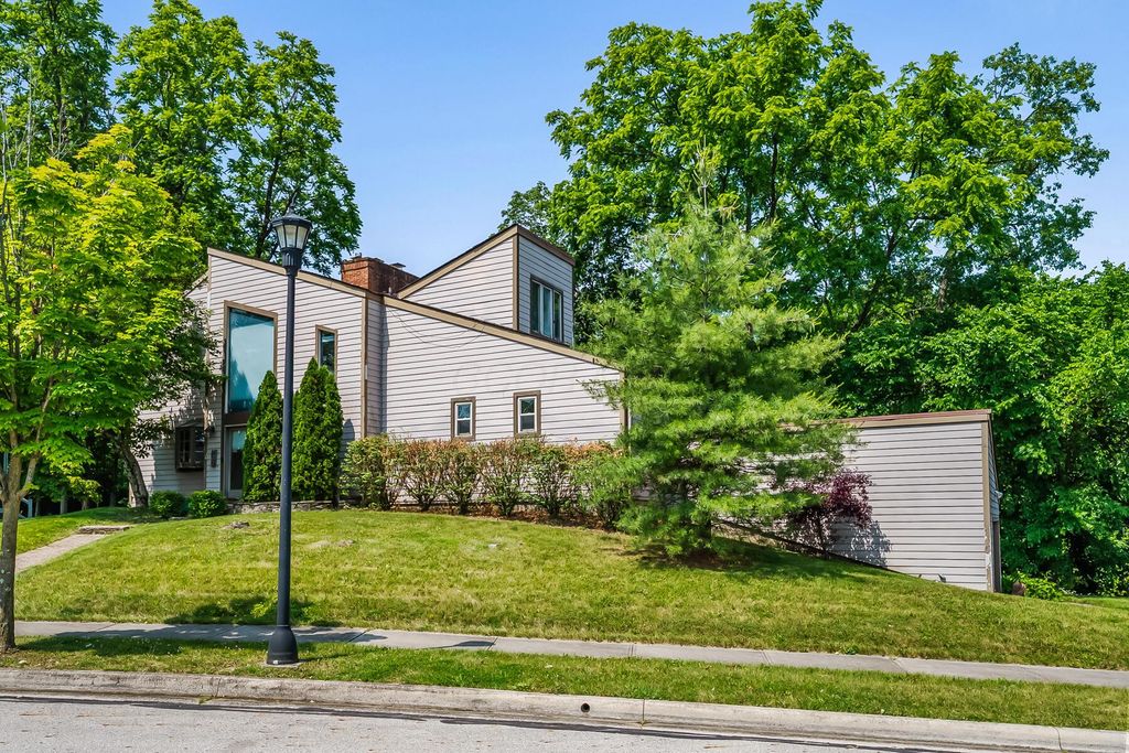 933 Creek Run Court, Westerville, OH 43081