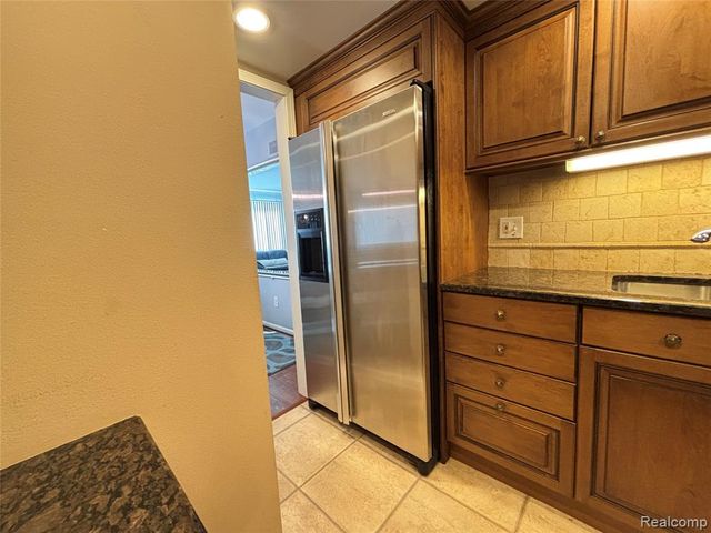 1217 Woodbridge Street 164, Saint Clair Shores, MI 48080