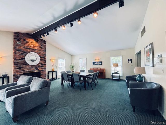1217 Woodbridge Street 164, Saint Clair Shores, MI 48080