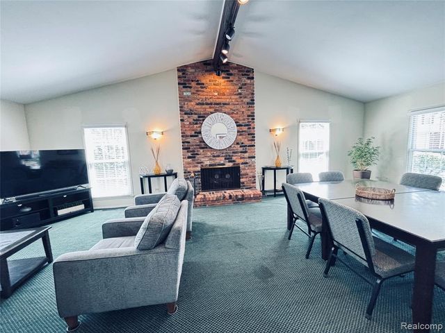 1217 Woodbridge Street 164, Saint Clair Shores, MI 48080