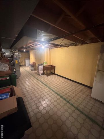 1217 Woodbridge Street 164, Saint Clair Shores, MI 48080