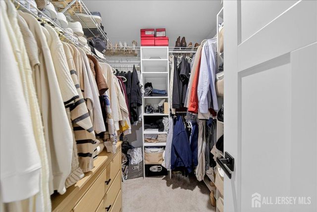 66 American Way 266, Aberdeen, NJ 07721