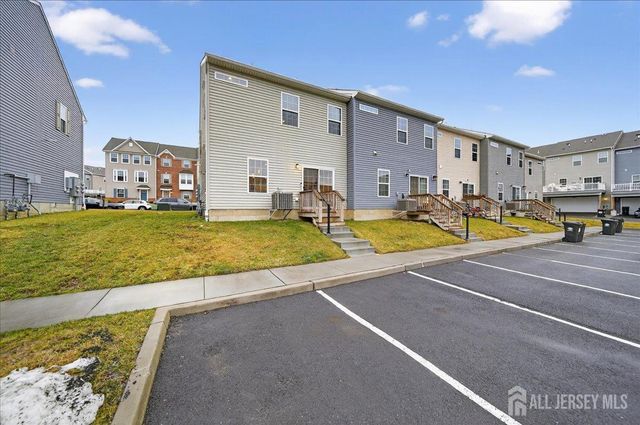 66 American Way 266, Aberdeen, NJ 07721