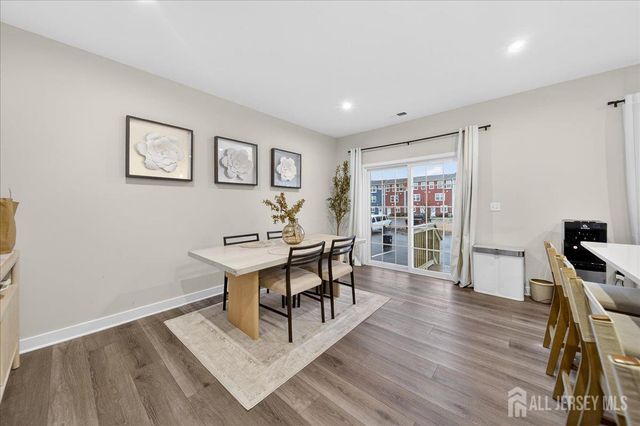 66 American Way 266, Aberdeen, NJ 07721