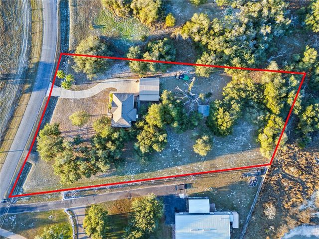 422 Spanish Wood Dr, Rockport, TX 78382