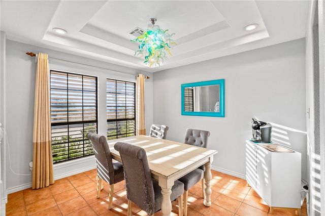 422 Spanish Wood Dr, Rockport, TX 78382