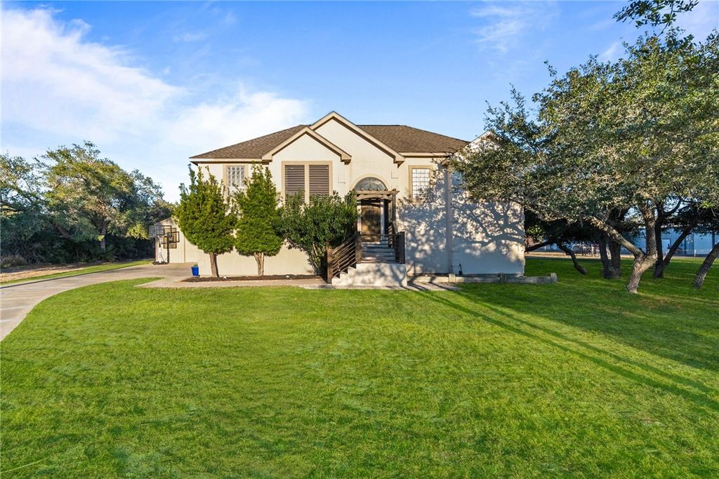 422 Spanish Wood Dr, Rockport, TX 78382 — photo 3