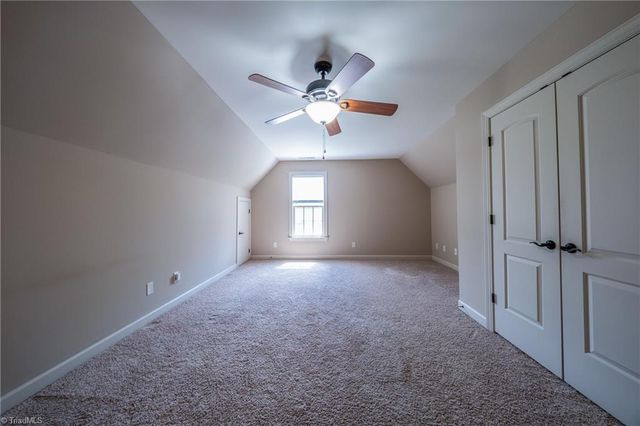 5209 SUNNY BROOK Court, Clemmons, NC 27012