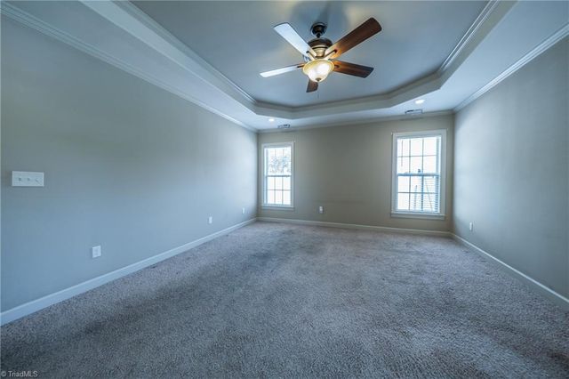 5209 SUNNY BROOK Court, Clemmons, NC 27012