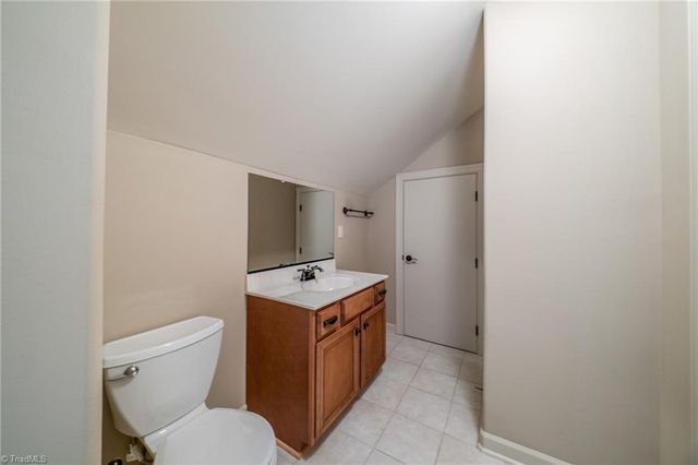 5209 SUNNY BROOK Court, Clemmons, NC 27012