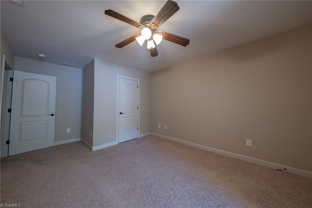 5209 SUNNY BROOK Court, Clemmons, NC 27012