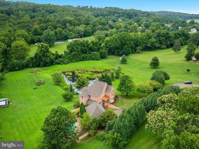 7563 FOXVIEW DR, Warrenton, VA 20186
