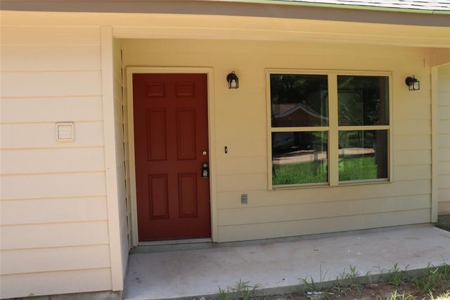 9199 Inwood, Willis, TX 77318