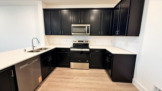 11906 Outer Bark Drive 15, Tomball, TX 77375