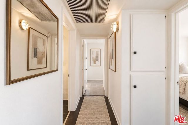 1250 N Kings Road 504, West Hollywood, CA 90069