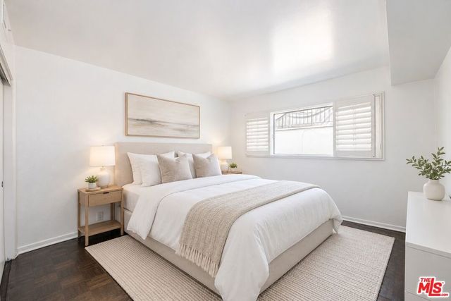1250 N Kings Road 504, West Hollywood, CA 90069