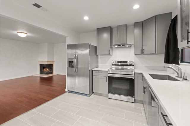 1227 Woodside Road 2, Redwood City, CA 94061