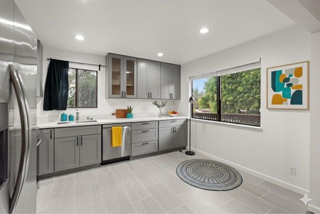 1227 Woodside Road 2, Redwood City, CA 94061