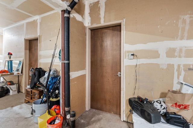 1227 Woodside Road 2, Redwood City, CA 94061