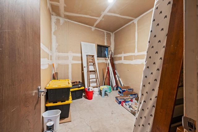 1227 Woodside Road 2, Redwood City, CA 94061