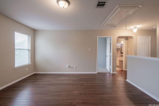 2047 Walsbrook, San Antonio, TX 78260