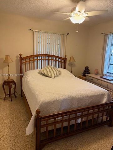 1570 NE 15th St, Homestead, FL 33033