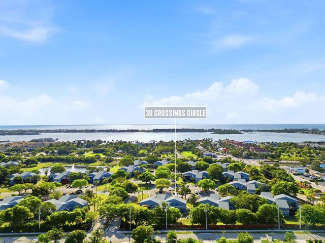 30 Crossings Circle G, Boynton Beach, FL 33435