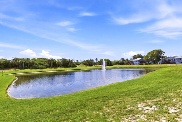 30 Crossings Circle G, Boynton Beach, FL 33435