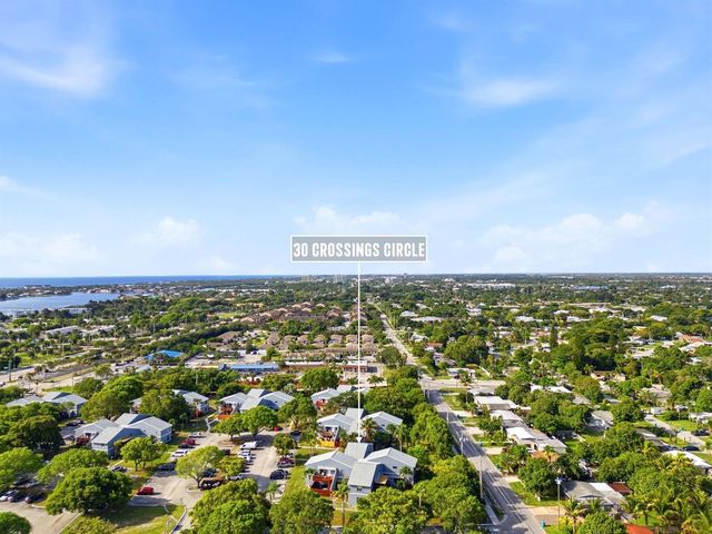 30 Crossings Circle G, Boynton Beach, FL 33435