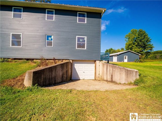 3710 Cowing Road, Busti, NY 14750