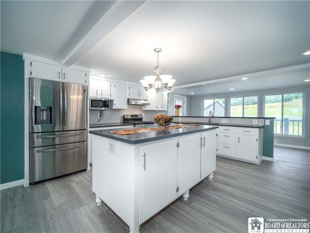 3710 Cowing Road, Busti, NY 14750