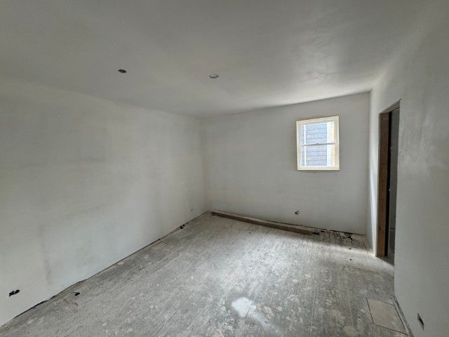 1608 S 5th Avenue, Maywood, IL 60153