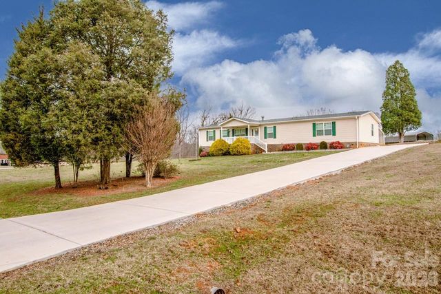161 Hidden Brook Drive, Statesville, NC 28677