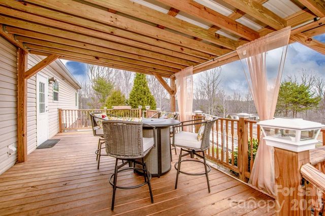 161 Hidden Brook Drive, Statesville, NC 28677