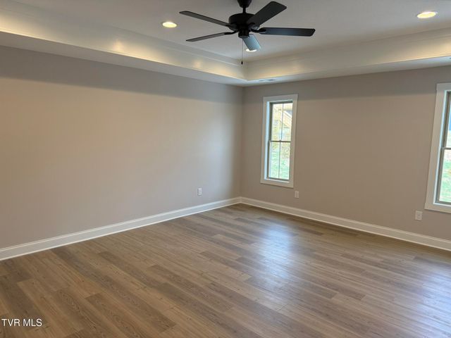 560 Catalina Court, Jonesborough, TN 37659