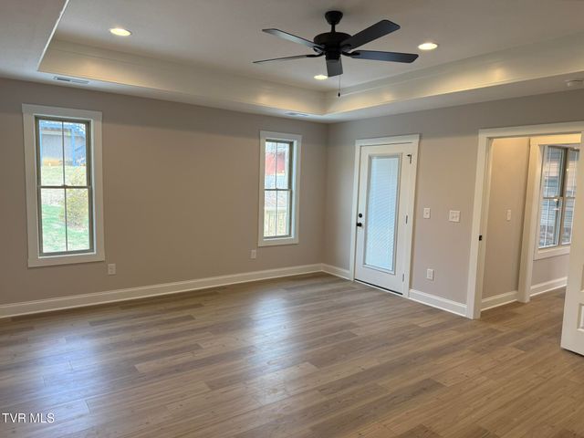 560 Catalina Court, Jonesborough, TN 37659